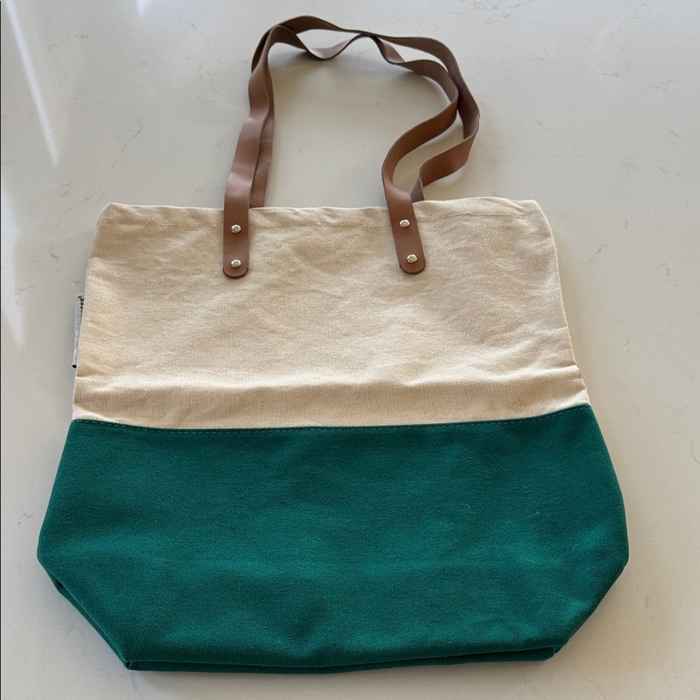 Starbucks Hawaii Stylish Green and Cream Tote Bag New ✨